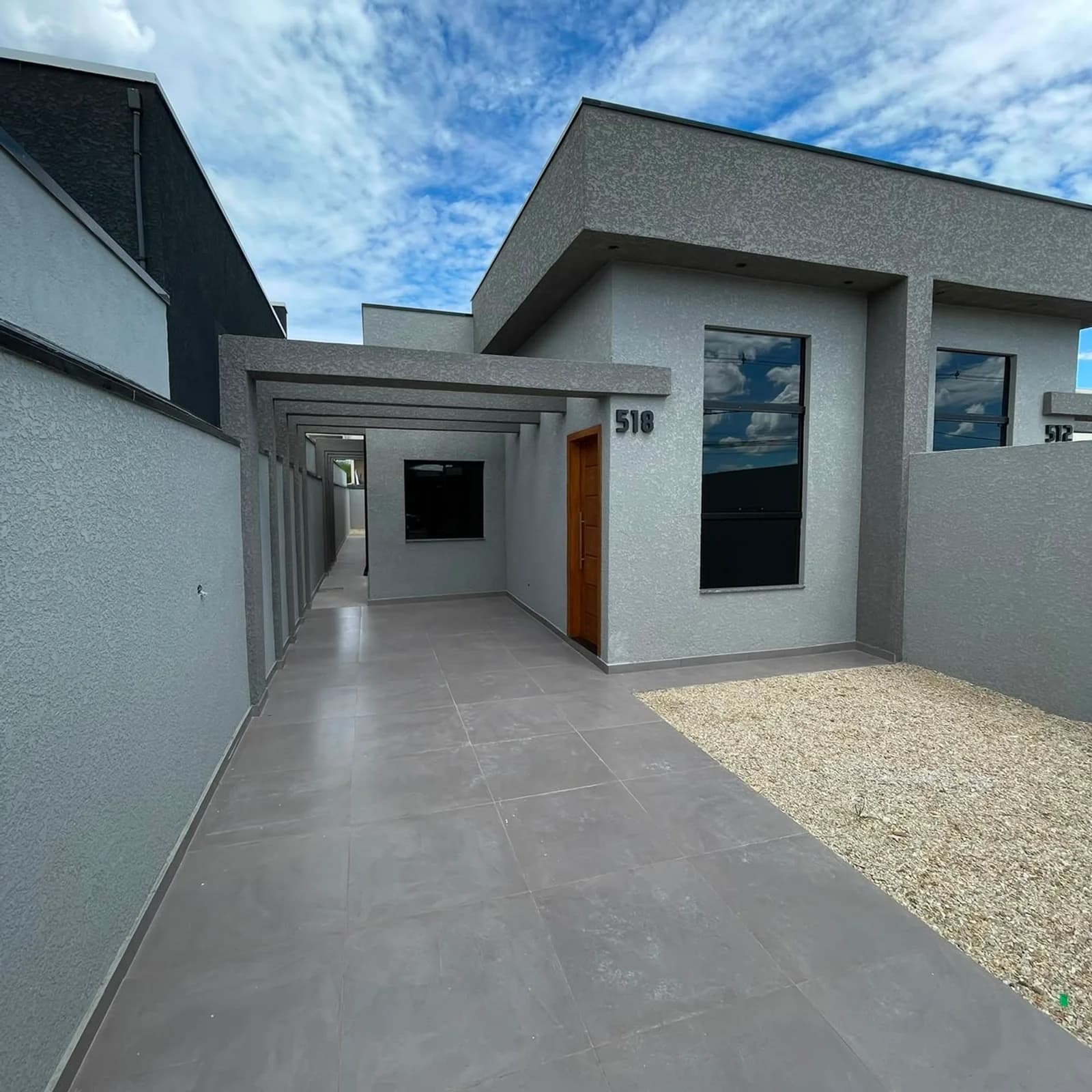 Casa 3 dorms com área gourmet e terreno de 180m² no Boqueirão