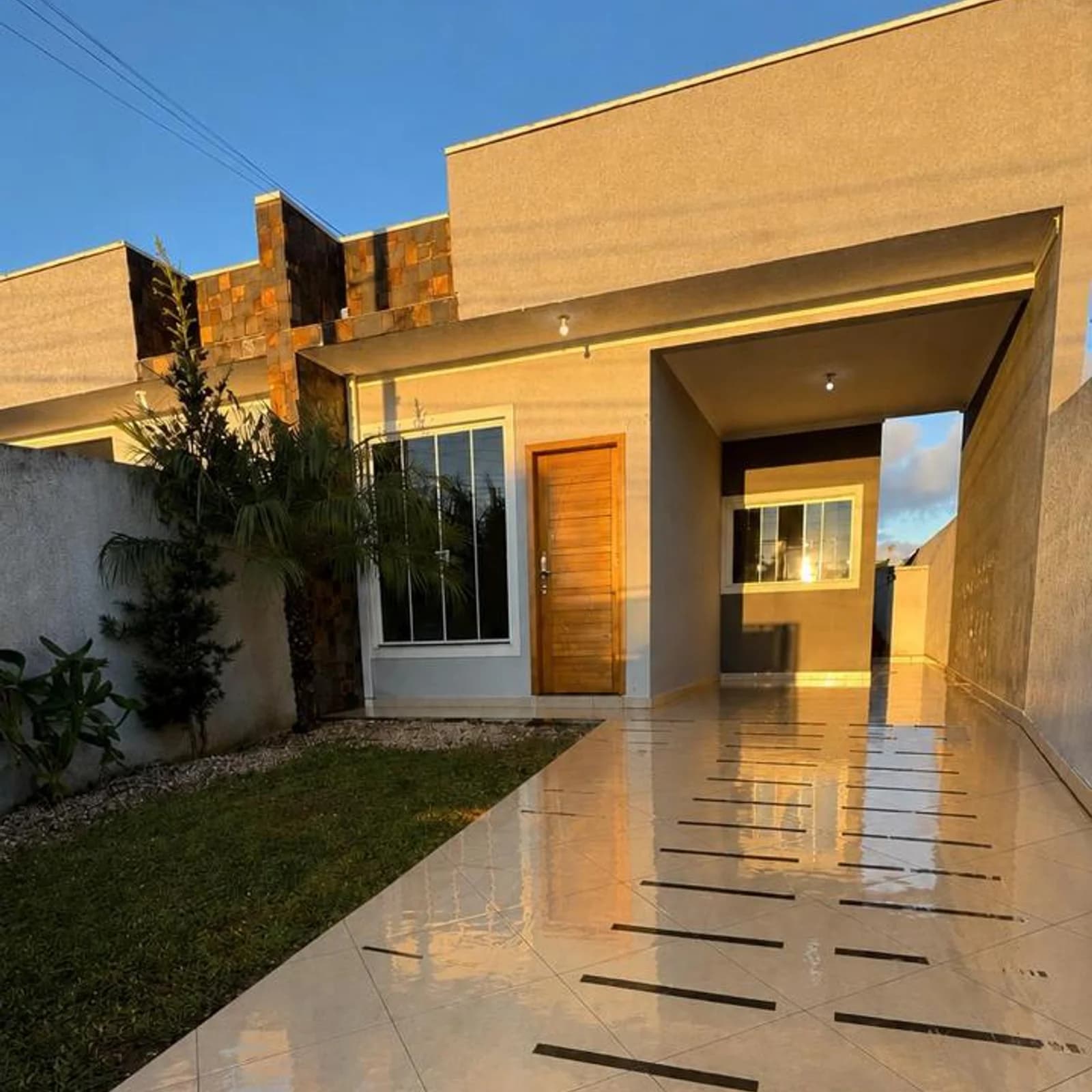Casa 3 dorms com suíte e quintal amplo no Iguaçu, Araucária
