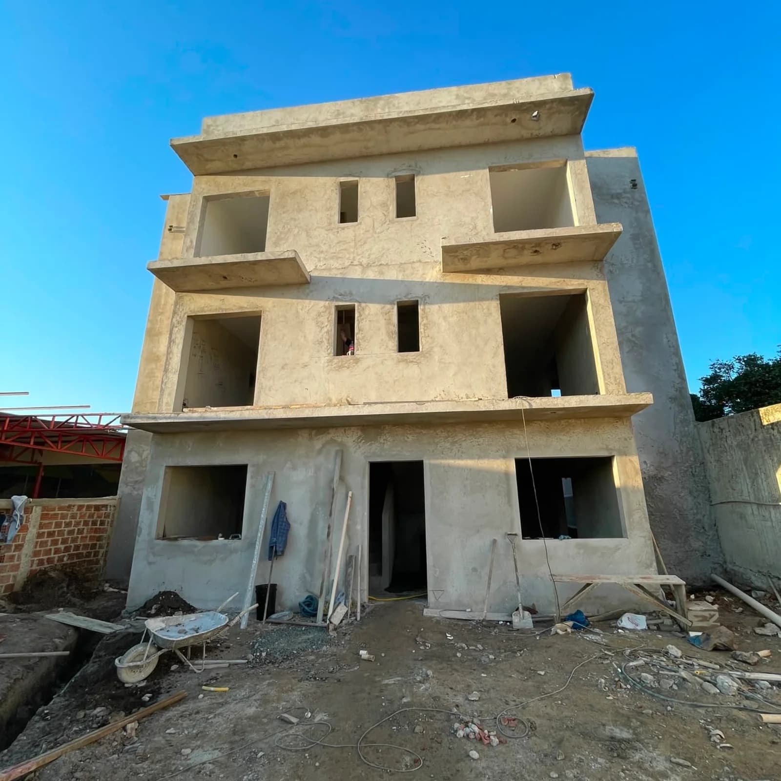 Apartamento 2 dorms com sacada e churrasqueira no Iguaçu