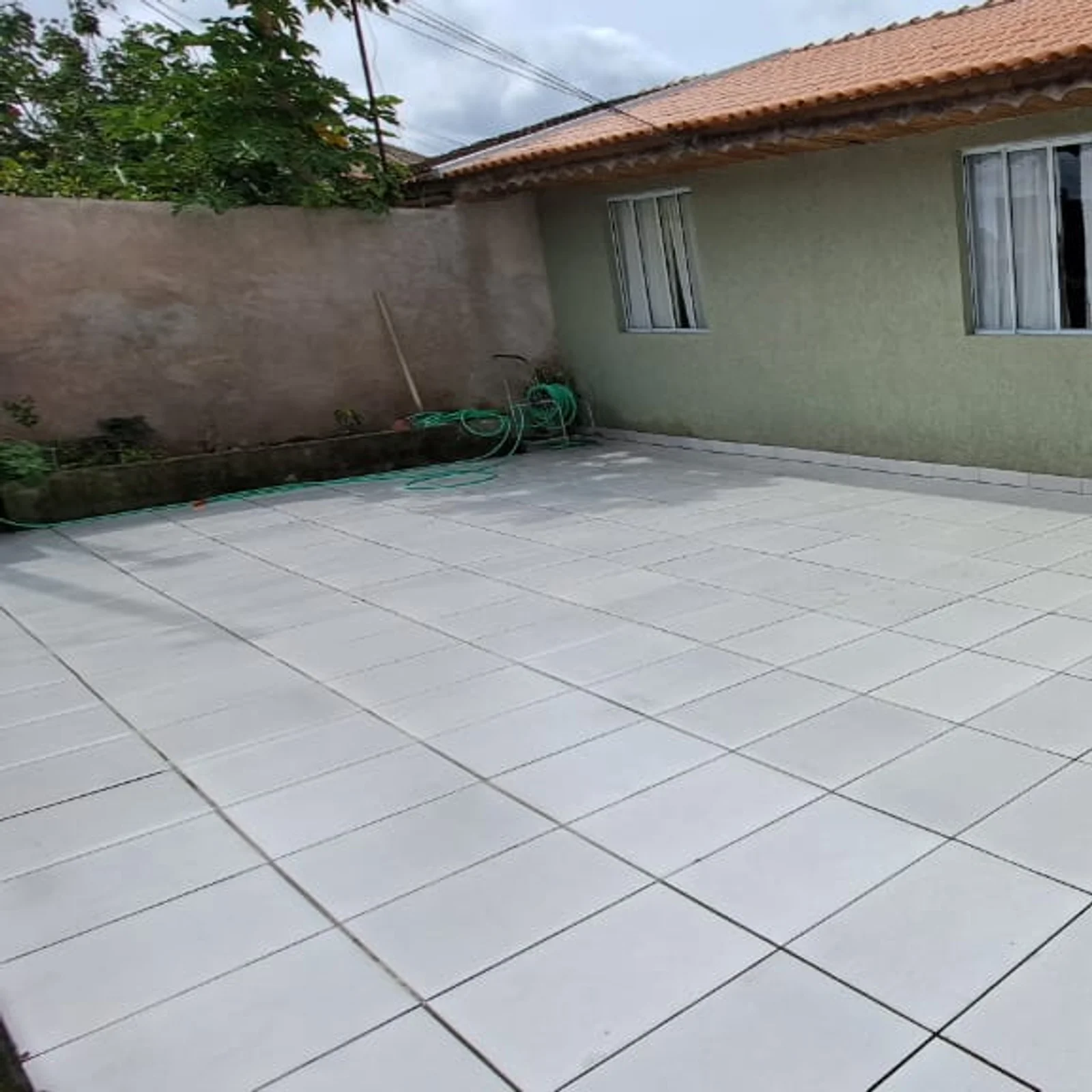 Casa 3 quartos com garagem para 3 carros na Costeira, Araucária